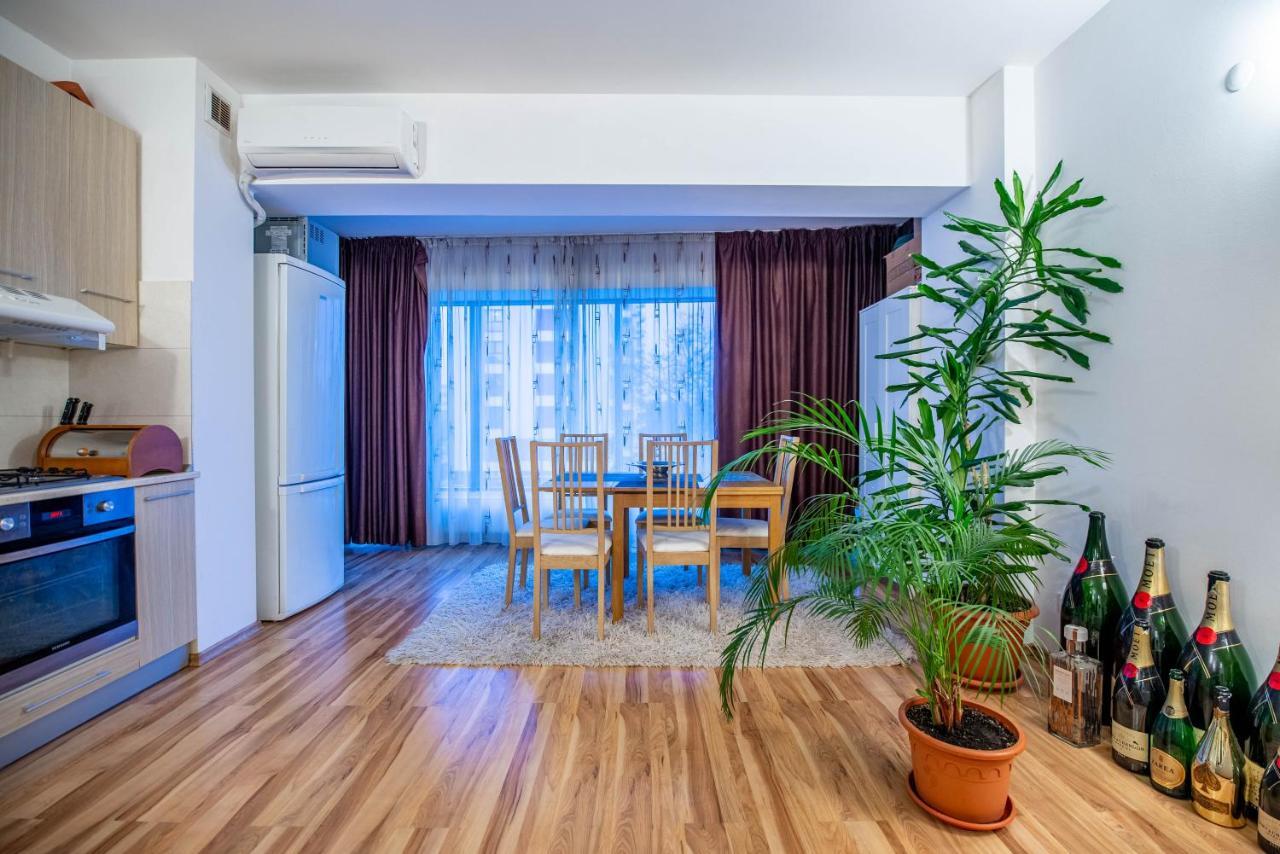 Luxury Two Room Apartment In The Heart Of Bucharest 부쿠레슈티 외부 사진
